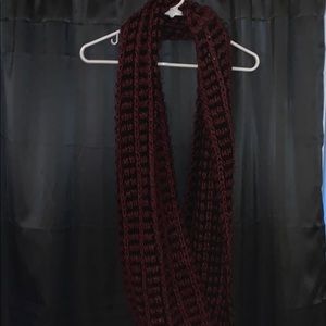 Infinity scarf